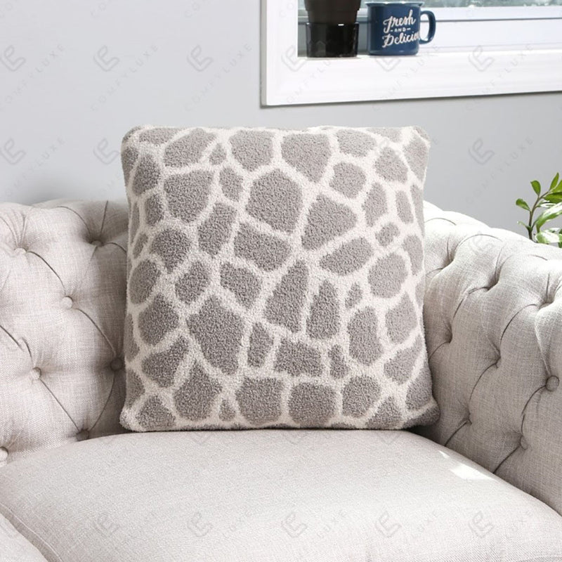 Cushion Cover [Giraffe]